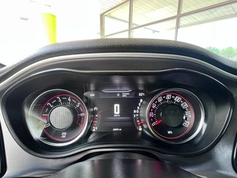 Used 2019 Dodge Challenger SXT image 26