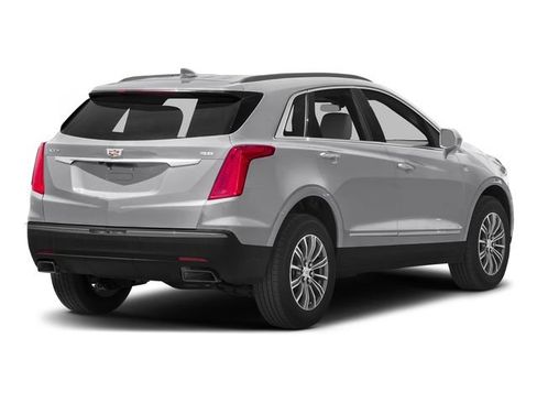 Used 2017 Cadillac XT5 Premium Luxury FWD image 4