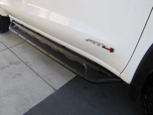 Used 2023 GMC Sierra 1500 AT4 w/ Technology Package image 28