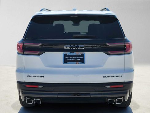 Used 2026 GMC Acadia Elevation w/ Black Edition FWD image 4