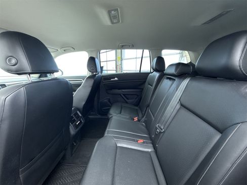 Used 2018 Volkswagen Atlas SE image 29