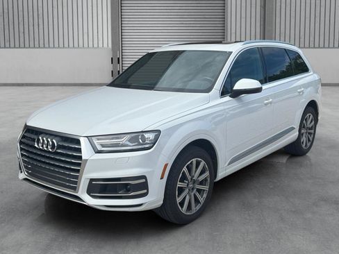 Used 2018 Audi Q7 2.0T Premium Plus w/ Premium Plus Package AWD/4WD image 32