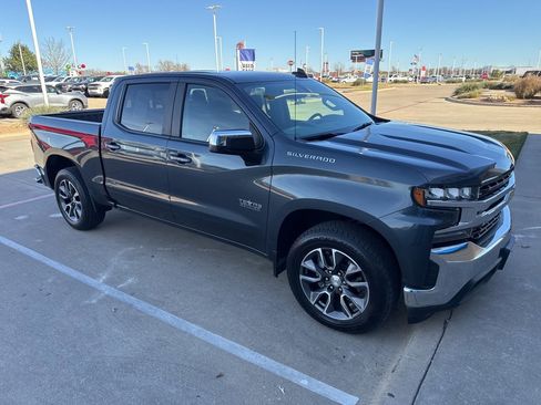 Used 2021 Chevrolet Silverado 1500 LT w/ Texas Edition Plus image 4