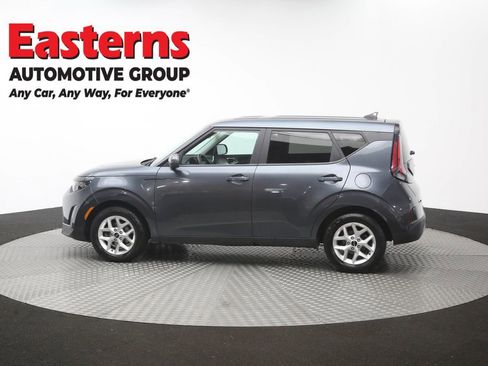 Used 2023 Kia Soul LX w/ LX Technology Package FWD image 59