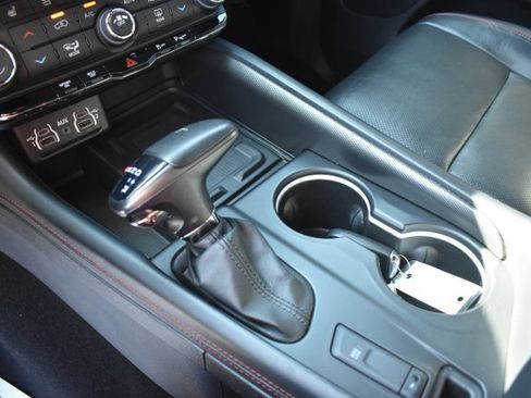 Used 2024 Dodge Durango R/T AWD/4WD image 31