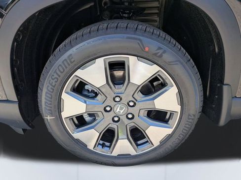 New 2026 Honda Pilot Touring image 12