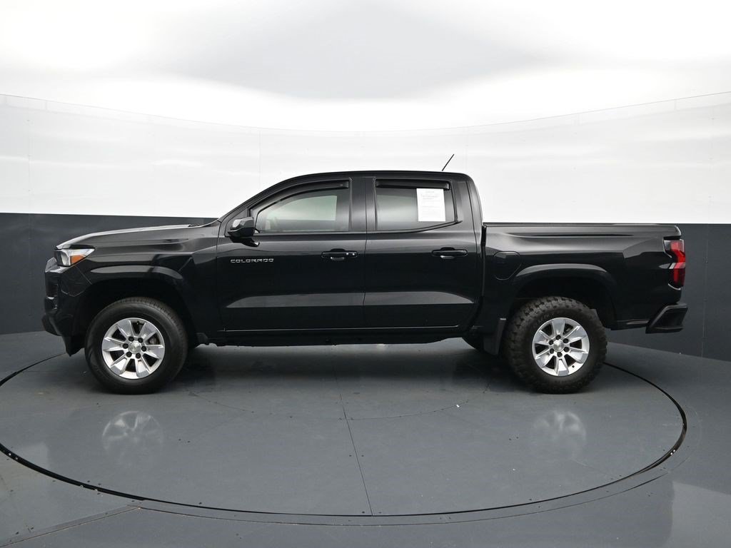 Used 2024 Chevrolet Colorado LT w/ LT Convenience Package RWD image 8