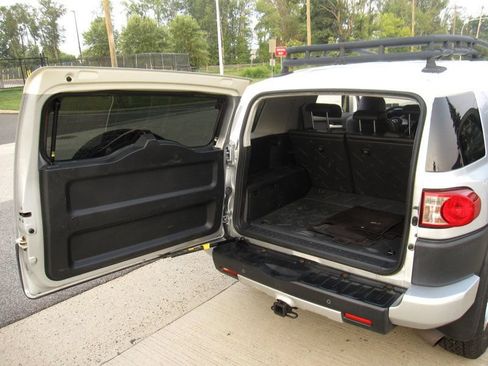 Used 2008 Toyota FJ Cruiser 4WD w/ Convenience Pkg image 29
