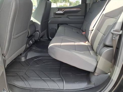 New 2026 Chevrolet Silverado 1500 LT w/ Safety Package RWD image 17