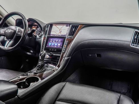 Used 2018 INFINITI Q50 Luxe w/ Essential Package (3.0T Luxe) RWD image 21