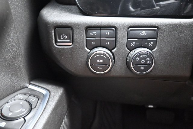 Used 2023 Chevrolet Silverado 1500 RST AWD/4WD image 14