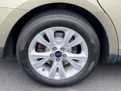 Used 2012 Ford Taurus SEL image 42