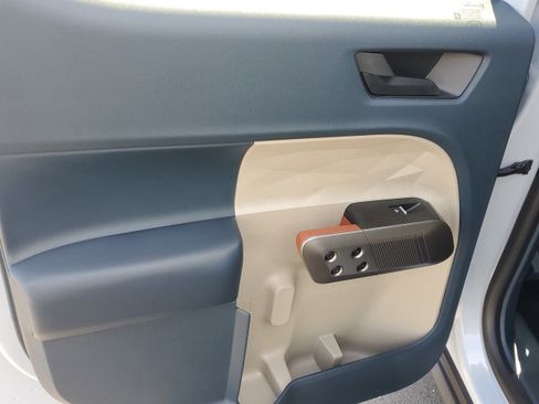 New 2026 Ford Maverick Lariat image 17