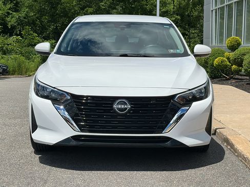 Certified 2024 Nissan Sentra S FWD image 3
