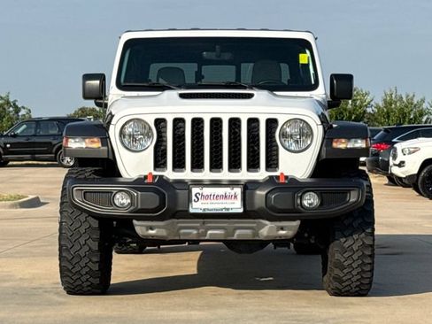 Used 2023 Jeep Gladiator Mojave AWD/4WD image 2