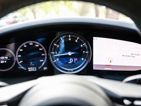 Used 2021 Porsche 911 Carrera S image 22