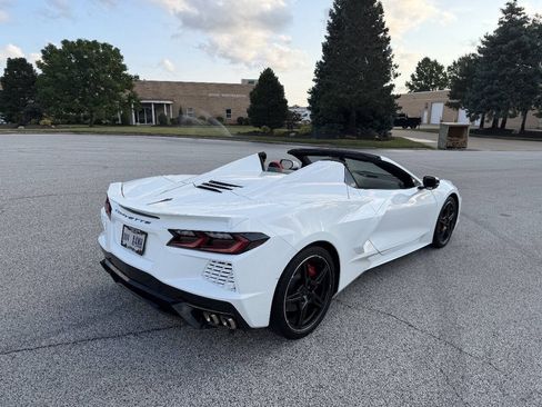 Used 2022 Chevrolet Corvette Stingray Convertible w/ 1LT RWD image 3