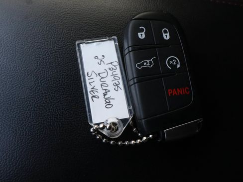 Used 2025 Dodge Durango GT AWD/4WD image 30