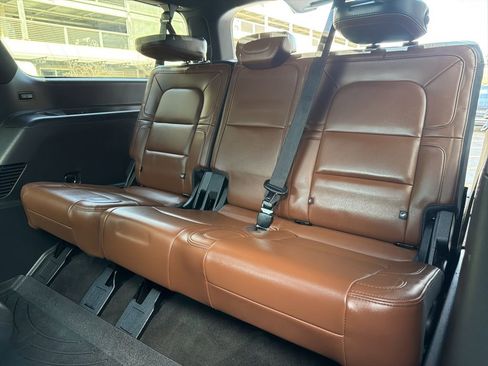 Used 2023 Lincoln Navigator L Reserve image 24