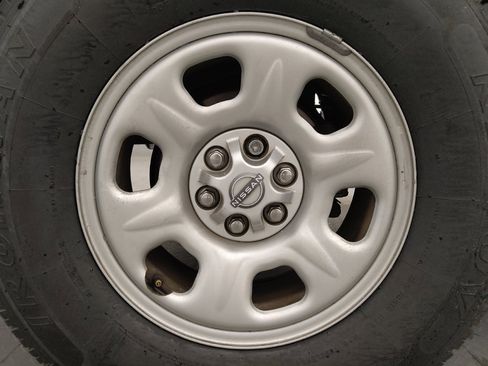 Used 2022 Nissan Frontier S w/ Technology Package RWD image 31