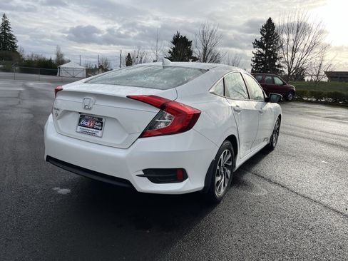 Used 2017 Honda Civic EX image 5
