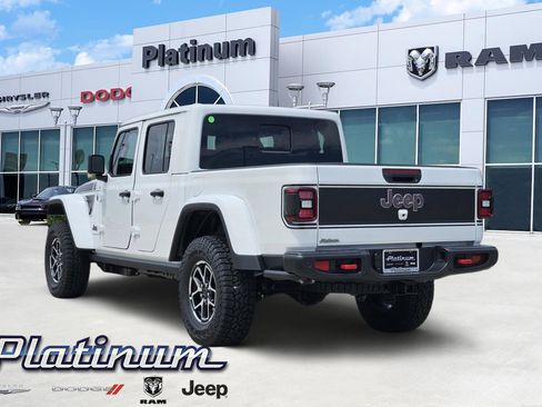 New 2026 Jeep Gladiator Rubicon AWD/4WD image 4