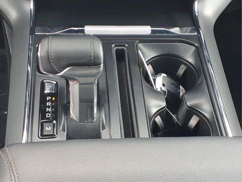 Used 2025 Ford F150 Lariat w/ Equipment Group 501A Mid AWD/4WD image 27