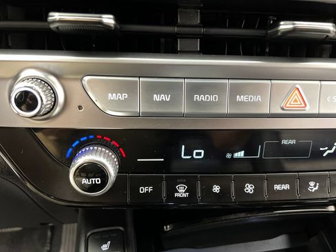Used 2025 Kia Telluride S FWD image 68
