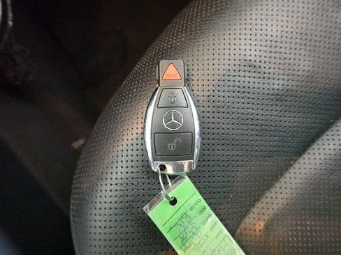 Used 2013 Mercedes-Benz G 550 image 30