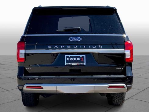 Certified 2024 Ford Expedition Max XLT image 4