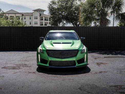 Used 2019 Cadillac CTS V w/ Luxury Package RWD image 9