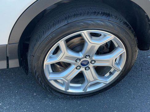 Used 2018 Ford Escape Titanium w/ Ford Safe & Smart Package AWD/4WD image 14