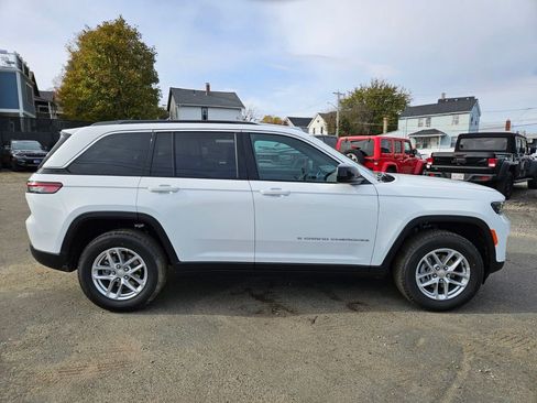 New 2025 Jeep Grand Cherokee Laredo X image 6