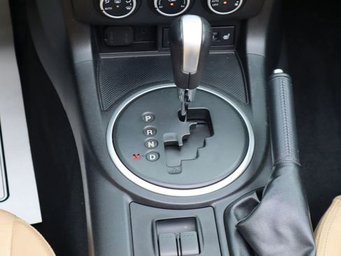 Used 2009 MAZDA MX-5 Miata Grand Touring image 19