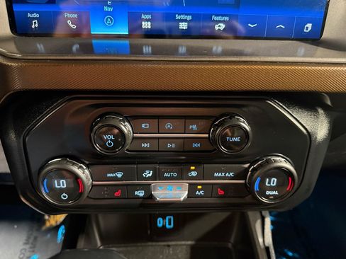 Used 2021 Ford Bronco Outer Banks AWD/4WD image 19