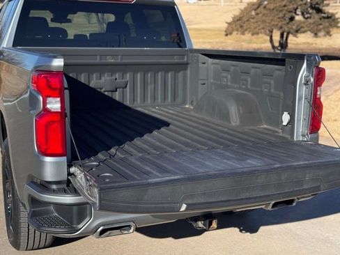 Used 2023 Chevrolet Silverado 1500 RST image 8