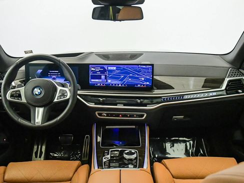 Used 2024 BMW X5 xDrive50e w/ Executive Package AWD/4WD image 16