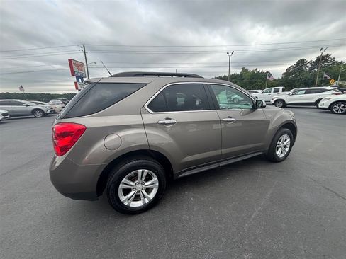 Used 2011 Chevrolet Equinox LT w/ All-Star Package FWD image 8