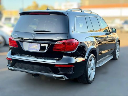 Used 2015 Mercedes-Benz GL 550 4MATIC image 8