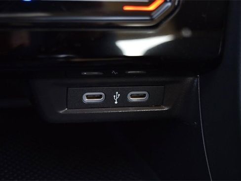 Certified 2025 Volkswagen Jetta S image 16