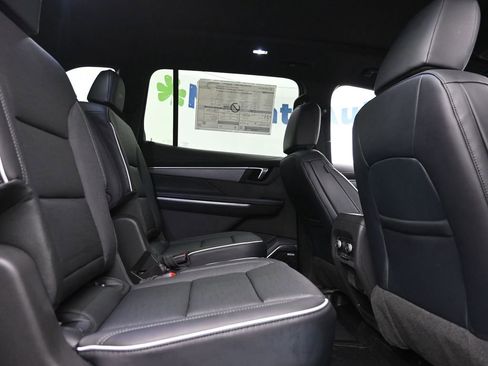 New 2026 Buick Enclave Sport Touring image 10