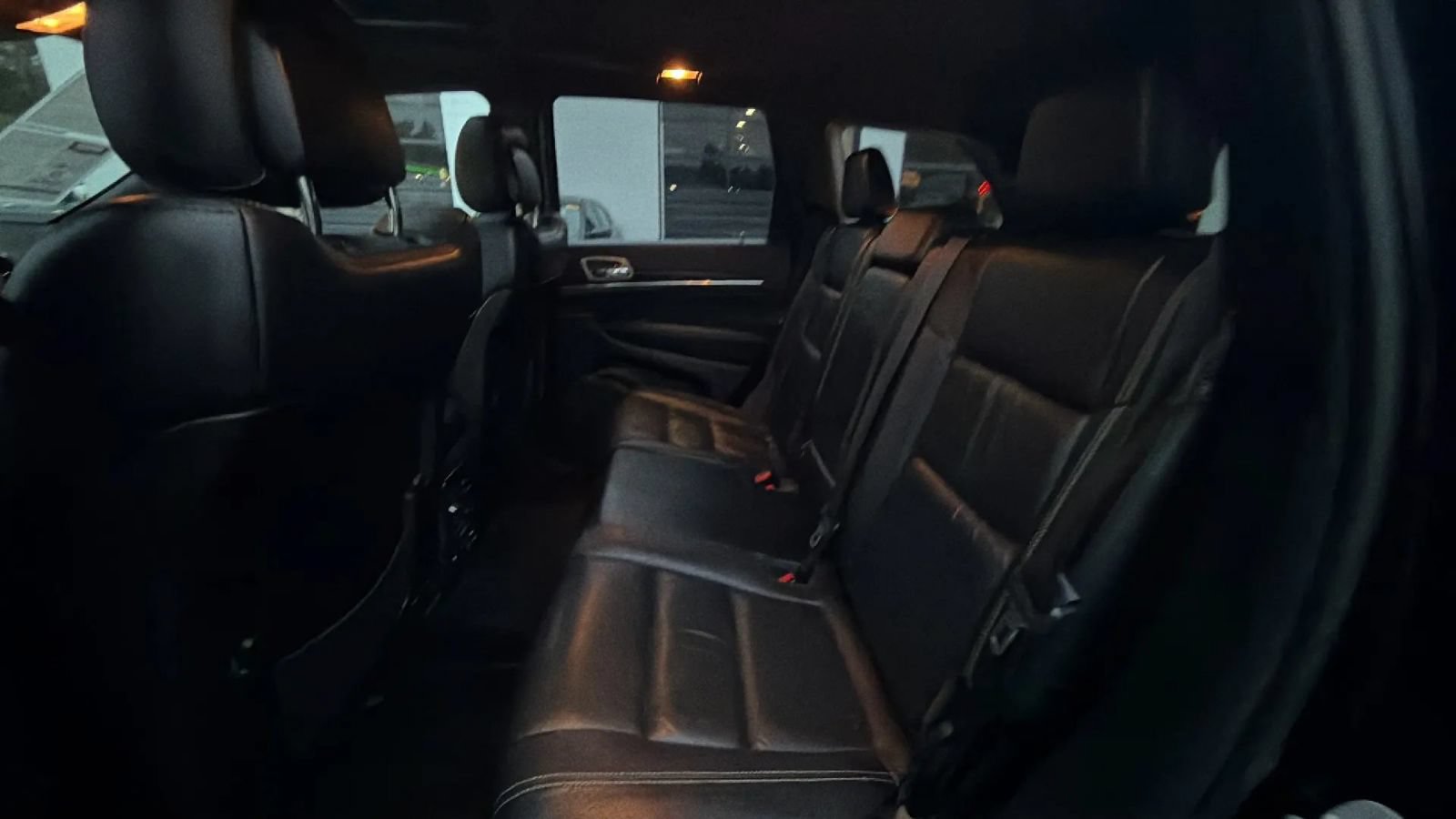Used 2014 Jeep Grand Cherokee Limited AWD/4WD image 39