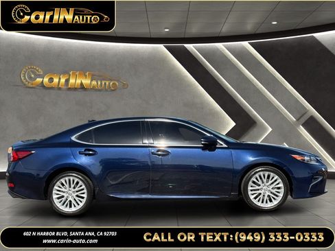 Used 2017 Lexus ES 350 w/ Luxury Package FWD image 4