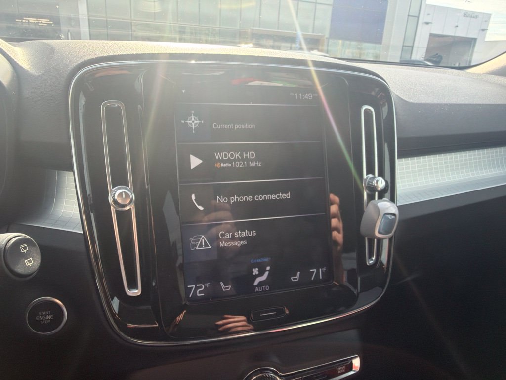 Used 2019 Volvo XC40 T5 Momentum AWD/4WD image 11