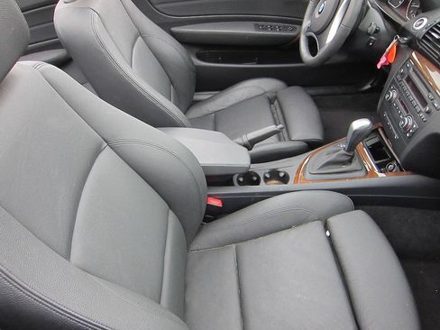Used 2009 BMW 128i Convertible RWD image 20