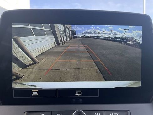 Used 2024 Chevrolet Blazer LT image 17