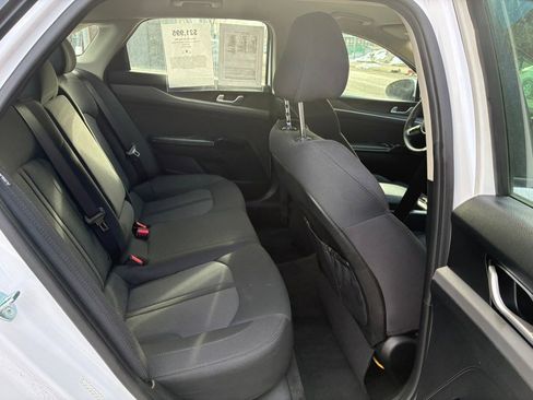Used 2023 Kia K5 LXS image 10