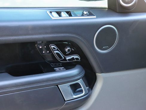 Used 2018 Land Rover Range Rover HSE AWD/4WD image 26