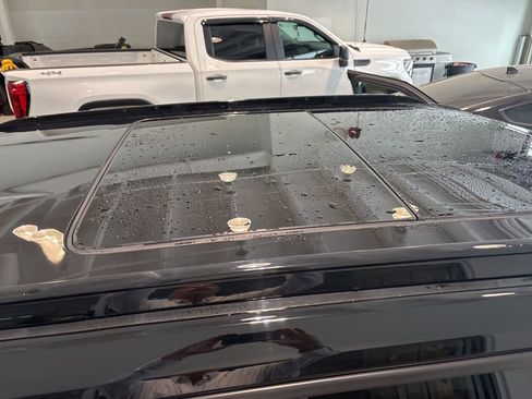 Certified 2023 Chevrolet Blazer RS w/ Driver Confidence II Package image 22