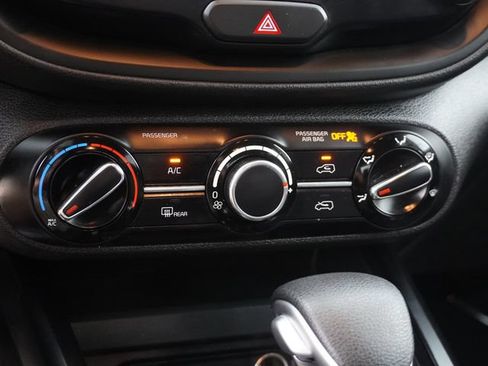 Used 2024 Kia Soul LX w/ Option Group 015 FWD image 25